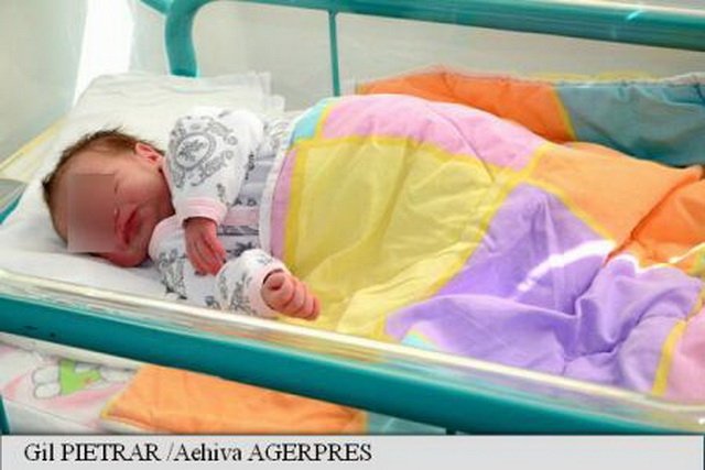  Primul caz de nou-născut într-o familie de refugiaţi relocată în România din Grecia