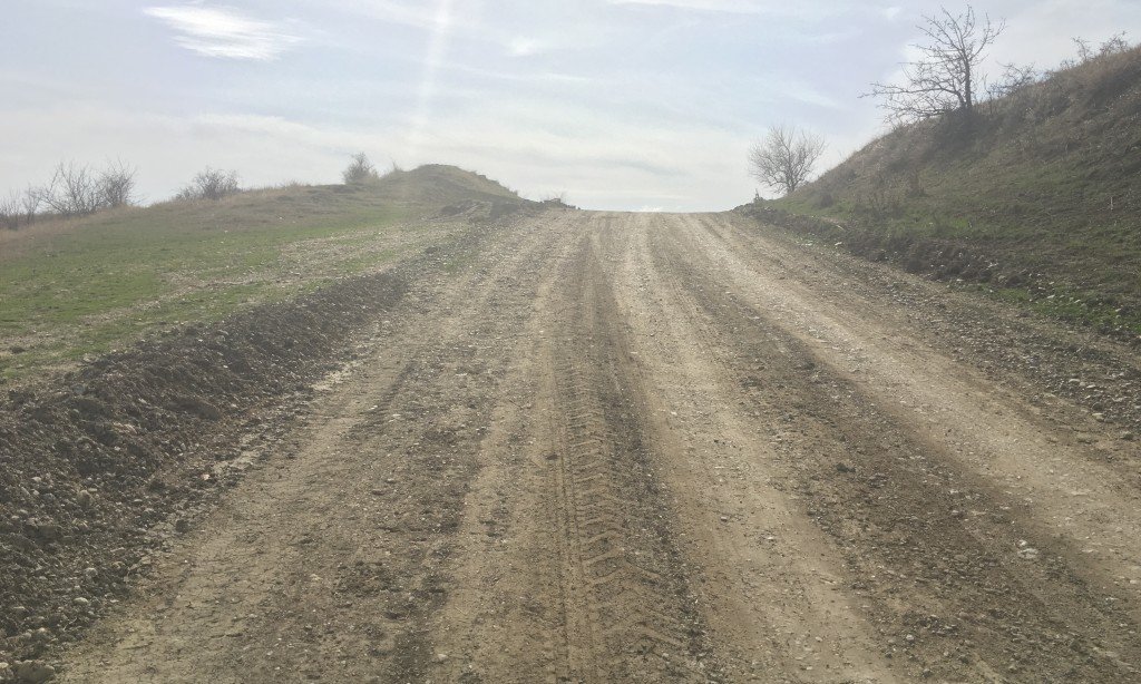  Asfaltarea drumului de pământ dintre Păun – DN 24 şi Tomeşti – DN 28: se evaluează ofertele