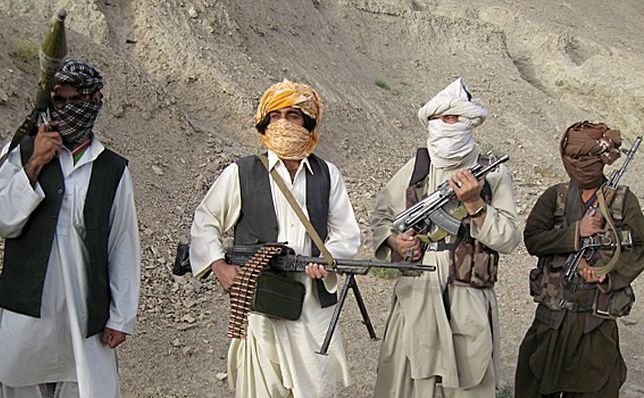  Explozie la o baza aeriană din Afganistan, revendicată pe Twitter de talibani