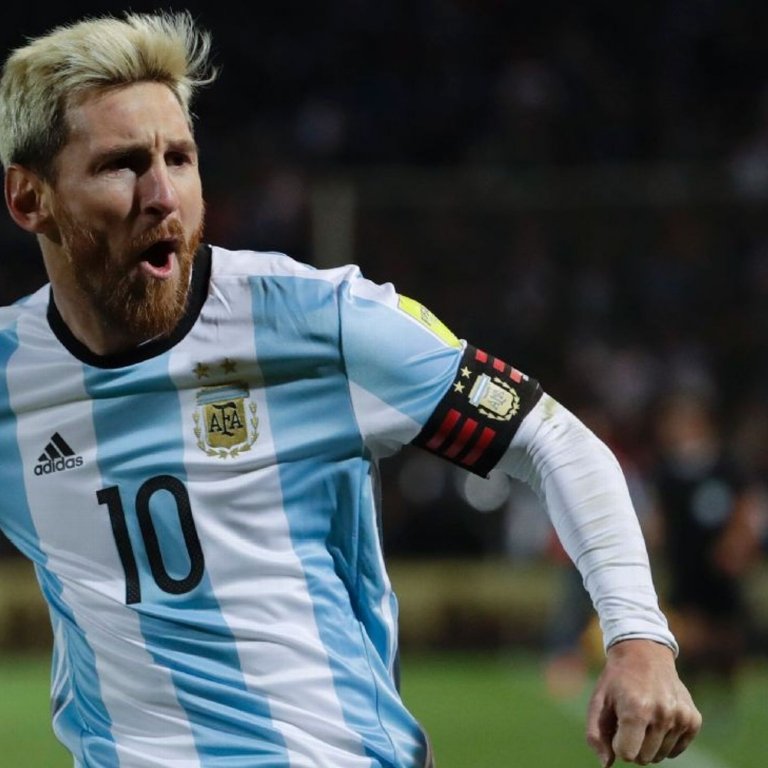  Argentina şi-a revenit, în frunte cu Messi