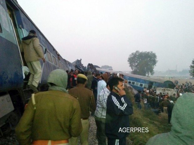  224536_145005_stiri_accident-tren-in-india-q