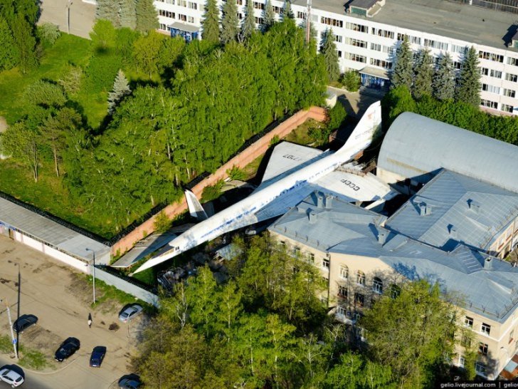  225506_145729_stiri_avion-supersonic-Tu-144