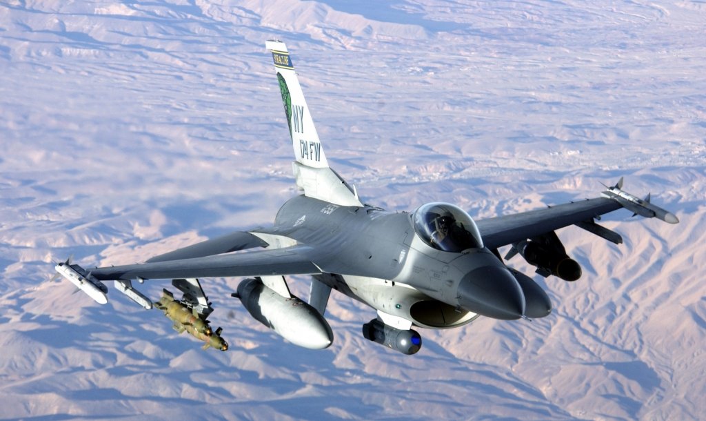  Achizitia de avioane de vanatoare F 16 a ajuns pe masa Guvernului