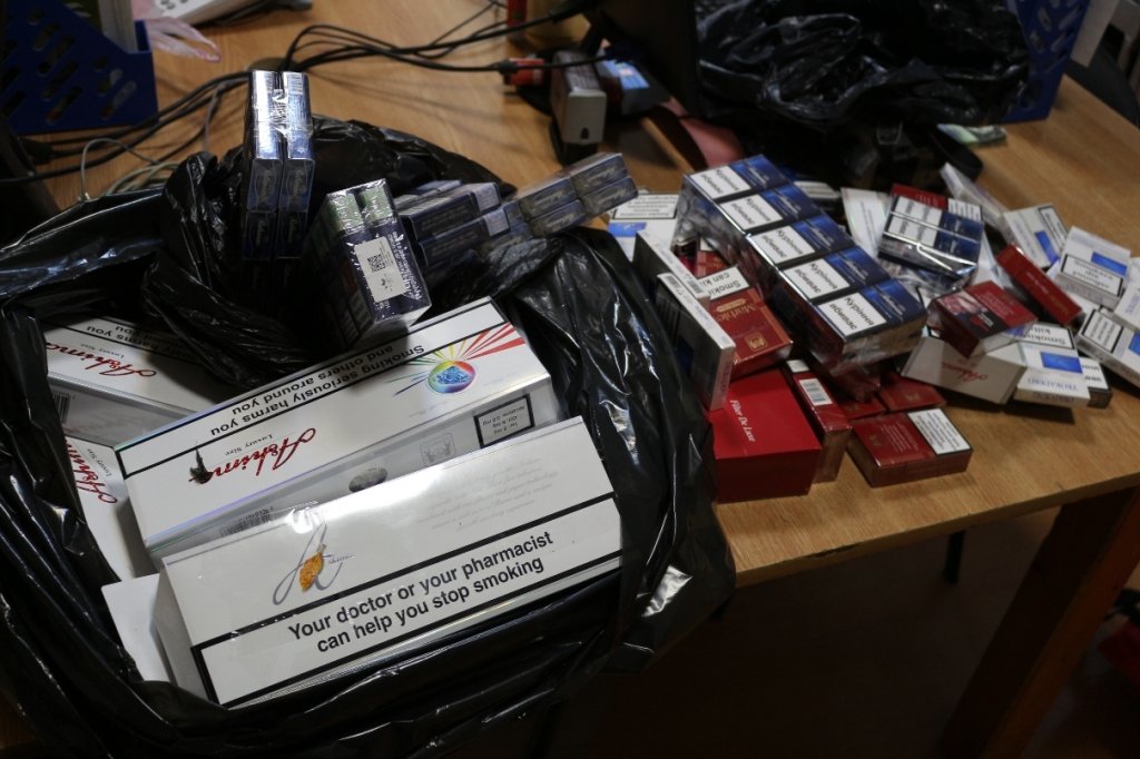  Poliția a descoperit un magazin situat în cartierul Bularga plin cu țigări de contrabandă
