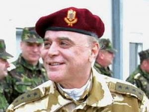  Generalul Mihail Popescu, fost şef al Statului Major General, a murit