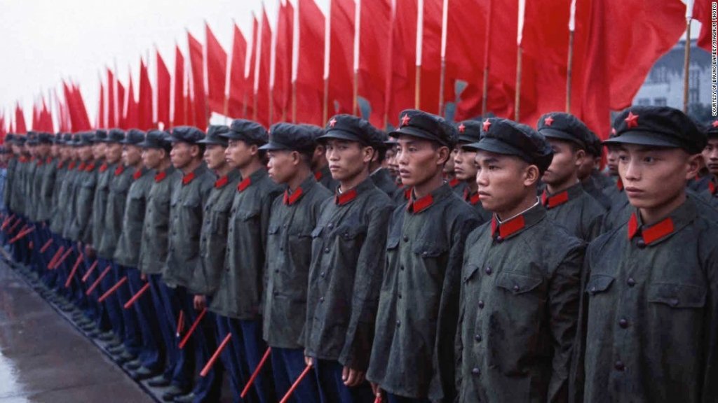  Guvernul chinez a decis rescrierea manualelor de istorie pentru a extinde perioada celui de-al doilea război chino-japonez cu şase ani
