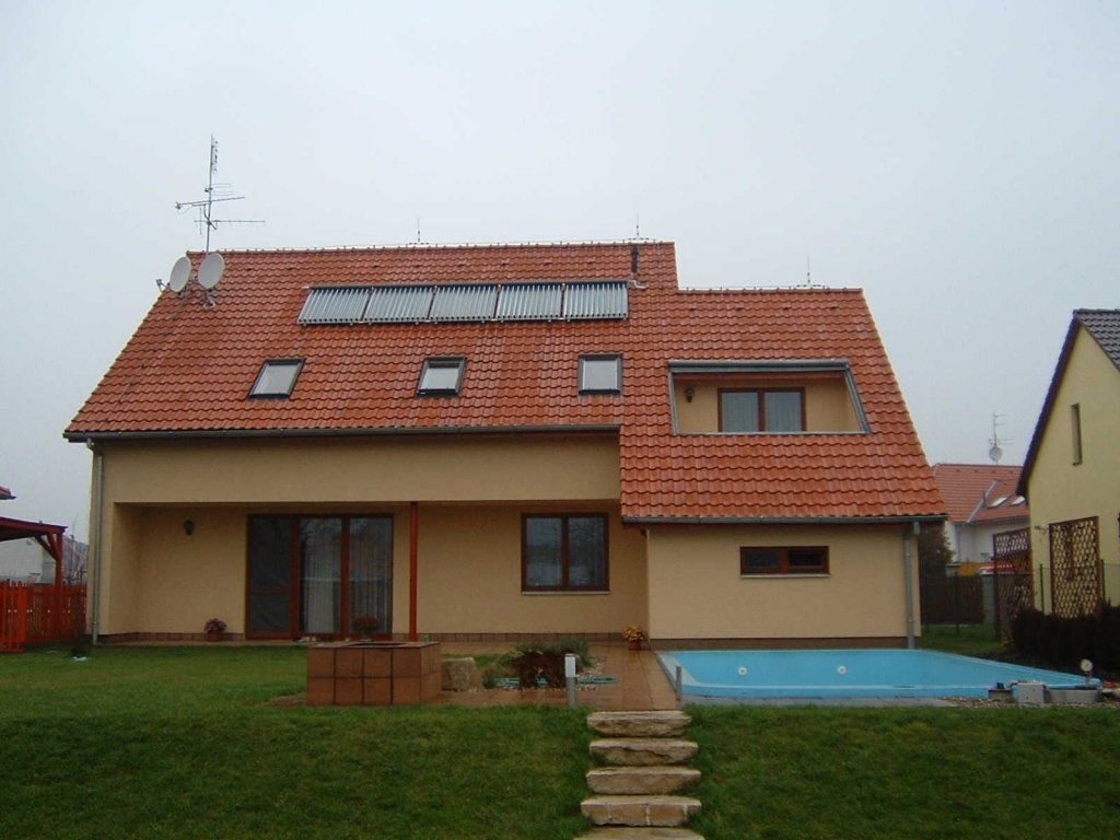  Jumătate dintre români ar prefera să-şi încălzească locuinţele cu energie solară