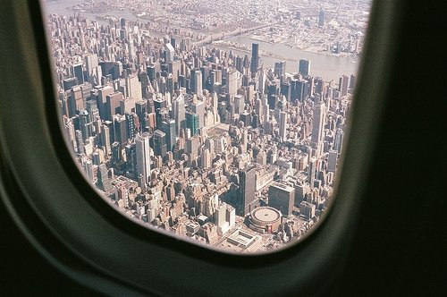 INCIDENT aviatic deasupra New York-ului: Două avioane de pasageri au fost pe punctul de a intra în coliziune