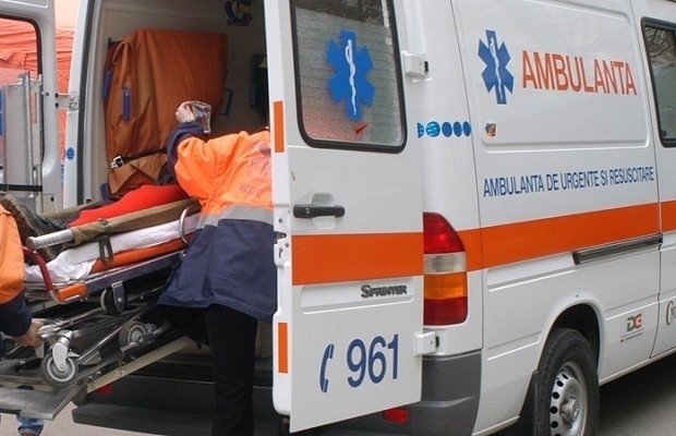  Deficit major de cadre la Ambulanţă: 15% la asistenţi, 22% la ambulanţieri şi 27 la medici