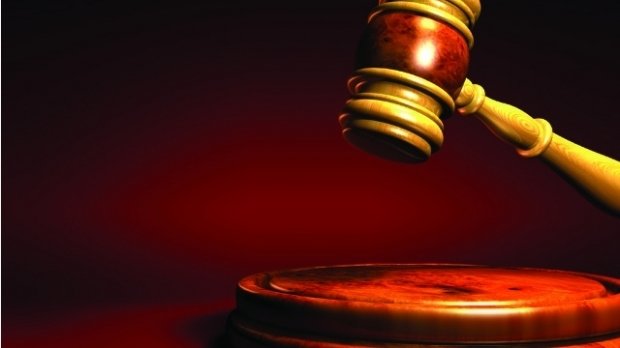  Soția unui afacerist a vrut să „înfunde“ un procuror şi a fost condamnată