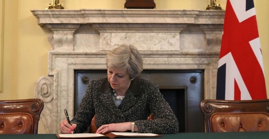  Theresa May a semnat scrisoarea care declanşează Brexitul
