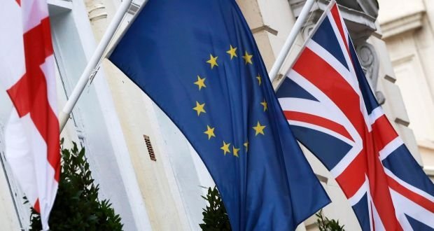  UE va discuta o aderare automată post-Brexit a unei ”Irlande unite”