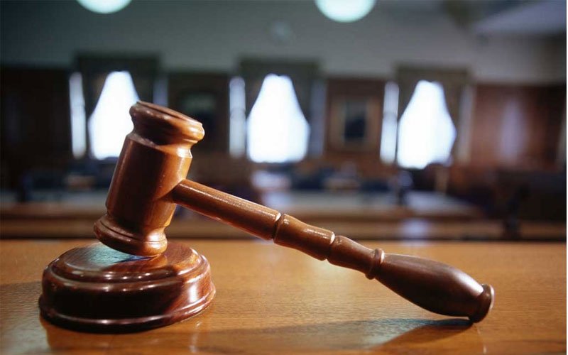 Crimă cu şapte suspecţi pe masa judecătorilor