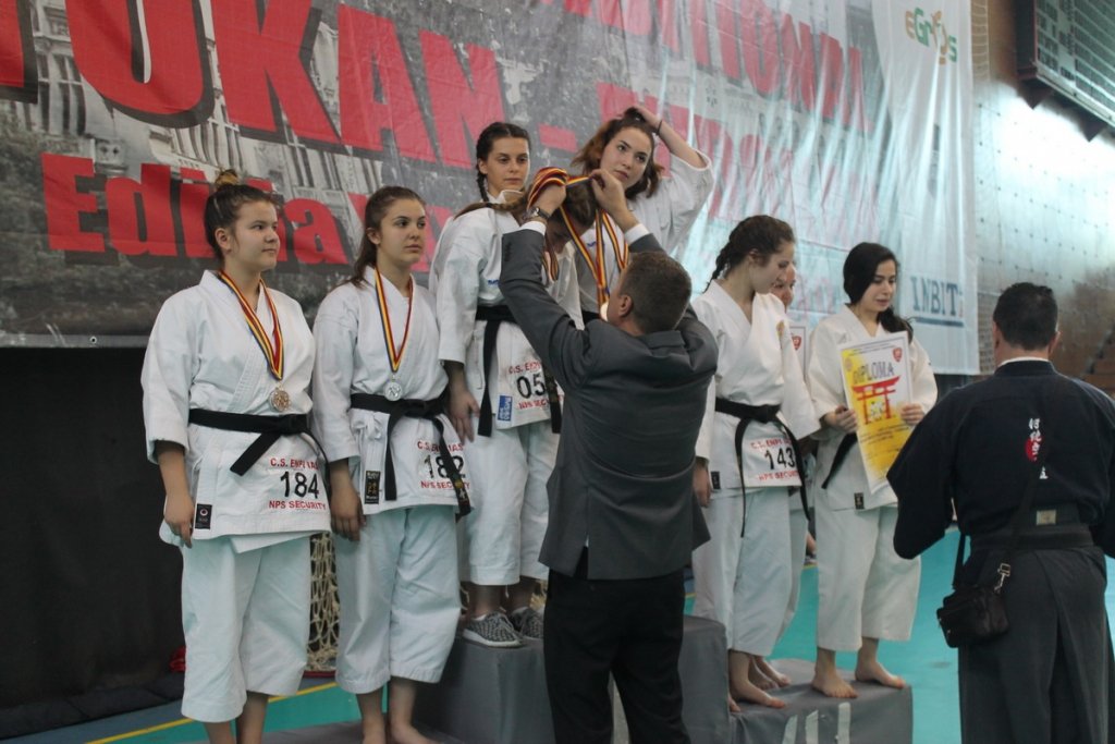  245540_159248_stiri_campionat-de-karate-1