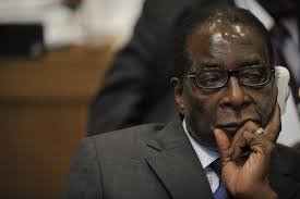  Zimbabwe: Preşedintele Mugabe nu doarme, ”ci îşi odihneşte ochii” în timpul şedinţelor