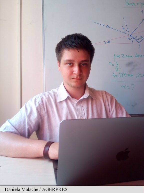  Un elev de la „Grigore Moisil” a creat o aplicație pentru a ajuta autoritățile să combată infracționalitatea