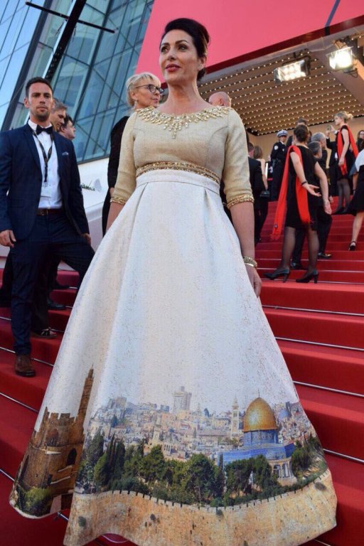  Ministrul Culturii din Israel provoacă controverse şi ironii pe internet din cauza unei rochii
