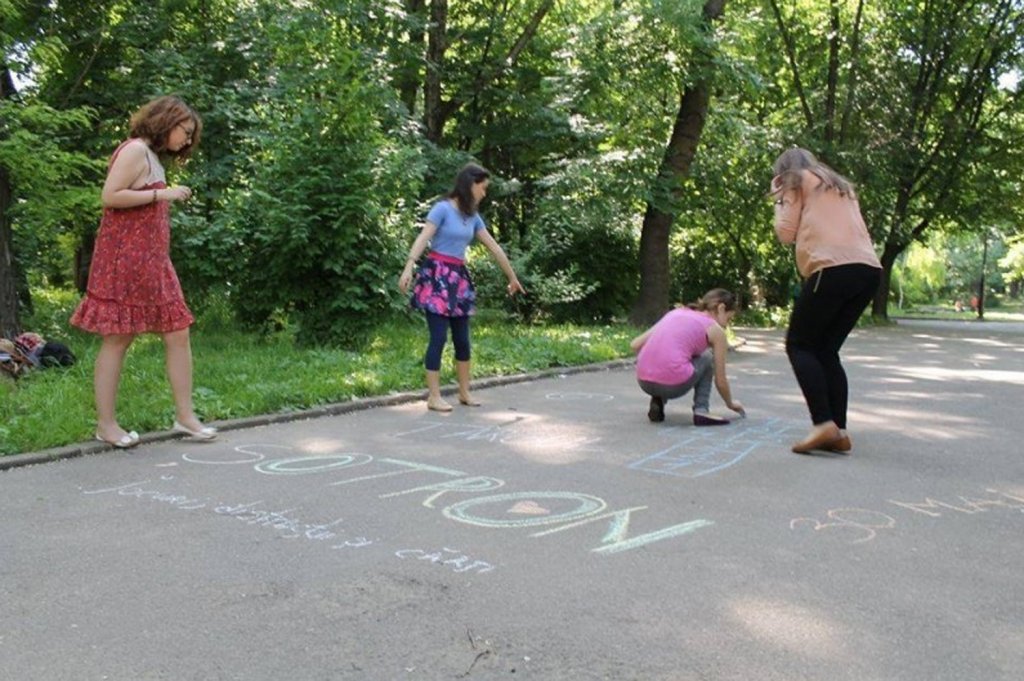  Trei zile de activităţi atractive dedicate celor mici, pe strada Vasile Pogor din Copou