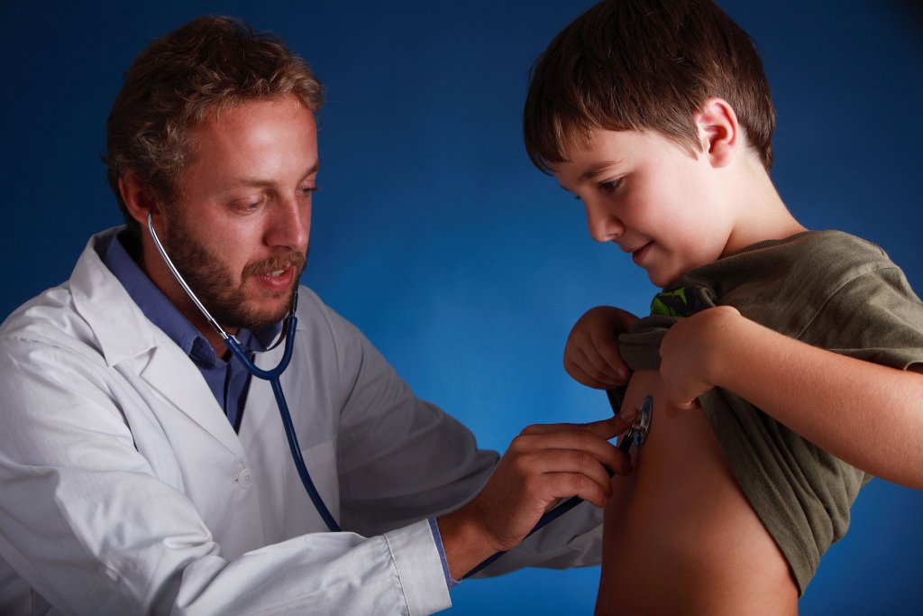  Copii: boli diareice cu febră mare în sezonul cald!