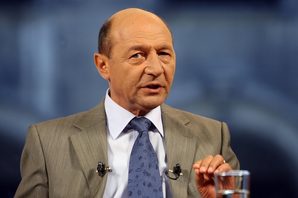  Băsescu: PMP nu va susţine PSD în Parlament, nici nu intră la guvernare cu PSD