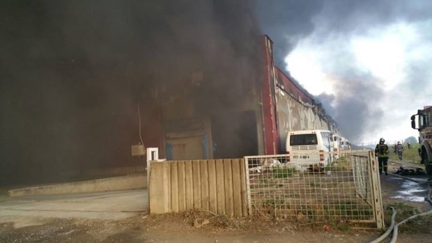  Traficul pe Aeroportul Henri Coandă nu este afectat de incendiul de la Baloteşti