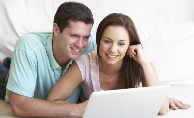  Nouă căsătorii din zece se programează on-line. Vezi în schimb paradoxul
