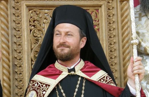  Ruşinea Bisericii, episcopul Huşilor, „rugat“ de şefii de la Iaşi să nu mai slujească