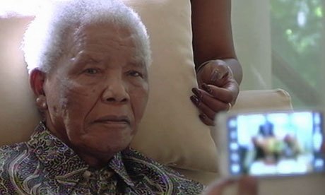  Nelson Mandela este în „stare vegetativă permanentă” din 26 iunie. Medicii recomandă deconectarea de la aparate