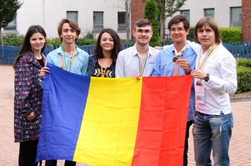  Bravo lor: Elevii români au obţinut cinci medalii la Olimpiada de Lingvistică din Irlanda