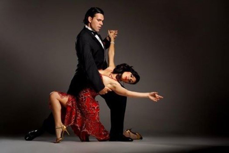 Seară de tango cu intrare liberă