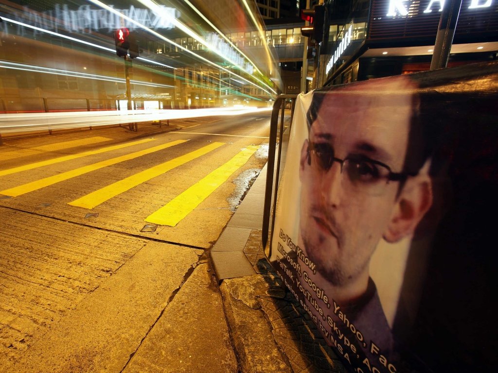  Edward Snowden cere azil în alte şase ţări. Ce state nu vor să îl primească