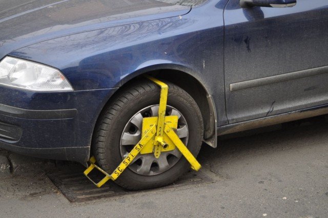  Șoferii care parchează în zone interzise din municipiul Iași riscă amenzi drastice