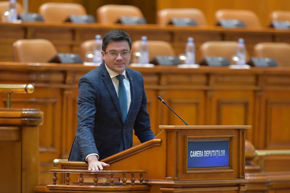  Deputatul Costel Alexe îl critică dur pe ministrul Educației