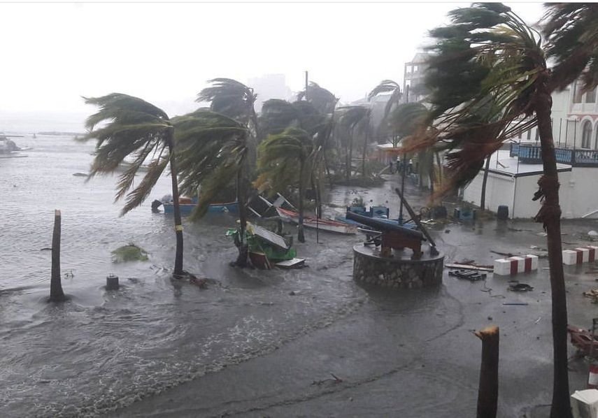  VIDEO: Ochiul uraganului Irma a ajuns duminică pe insula Florida Keys
