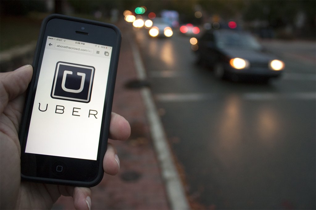  Londra revocă licenţa de funcţionare a Uber. Compania anunţă că va face apel