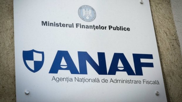  Directoarea din ANAF suspectată că a primit mită un milion de euro, arestată preventiv