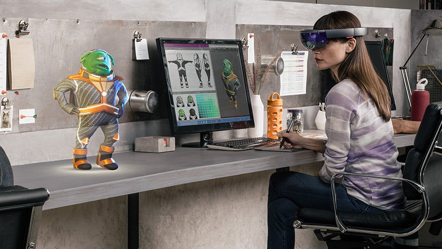  Ochelarii de realitate mixtă Microsoft HoloLens, disponibili şi în România