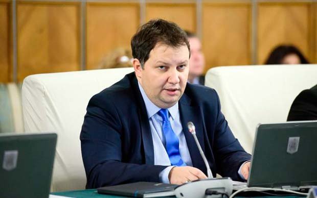  PNL îi cere demisia ministrului Toma Petcu pentru creşterea preţului la energie electrică