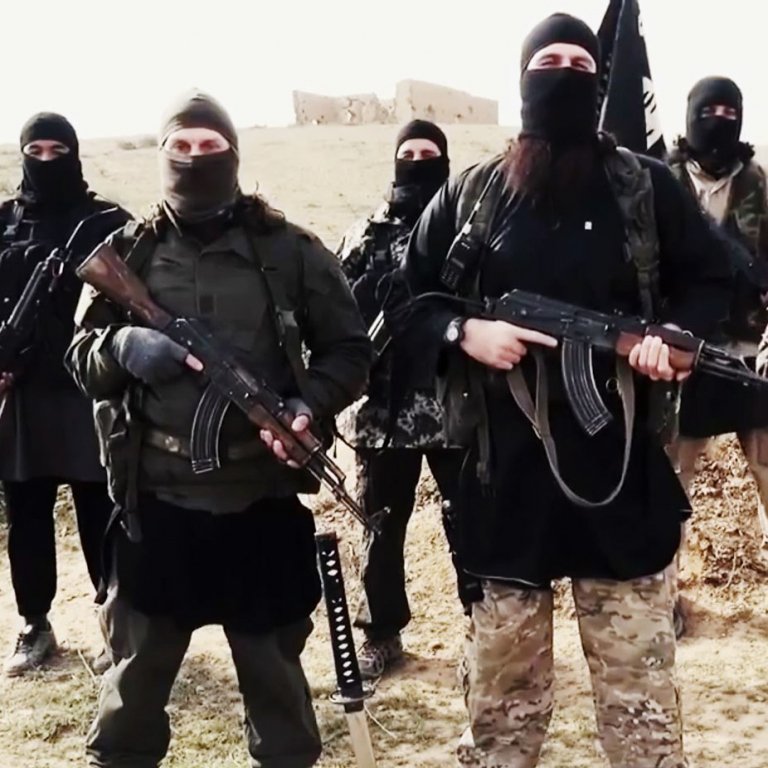  Trei militanţi islamişti au trecut prin România în drumul spre Siria
