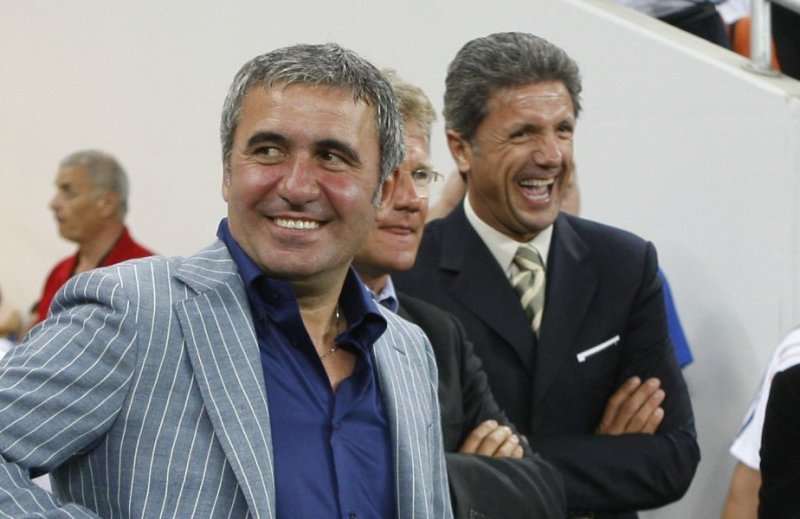  Hagi şi Popescu ar putea prelua conducerea secţiei de fotbal a unui club din Turcia