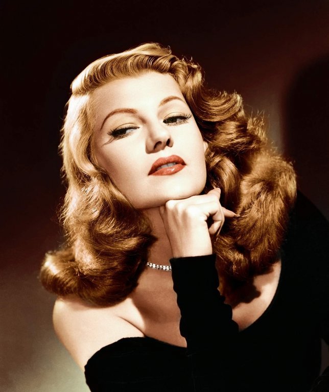  Bijuterii unicat purtate de Rita Hayworth, Vivien Leigh, Bette Davis, Greta Garbo sunt scoase la licitate