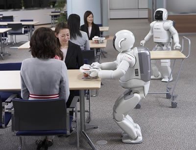  Studiu: Roboţii vor fura oamenilor 375 de milioane de job-uri până în 2030