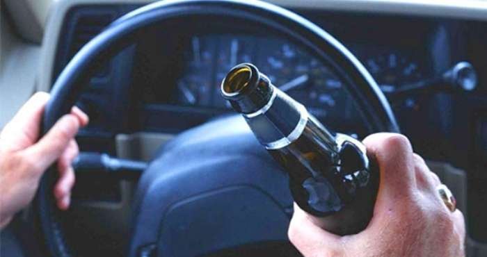  EXCLUSIV – Umilinţă rară: un şofer prins băut va lua bani de la Poliţie, în loc să dea