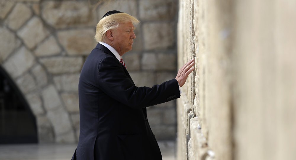  Gara pe care Israelul o va construi langa Zidul Plangerii se va numi „Donald John Trump”
