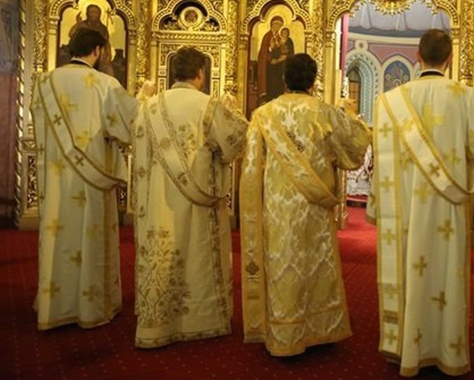 Şase parohii la care se pot transfera preoţi din Iaşi la începutul lui 2018