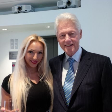  Cum a ajuns Alexandra Harra în braţele lui Bill Clinton!