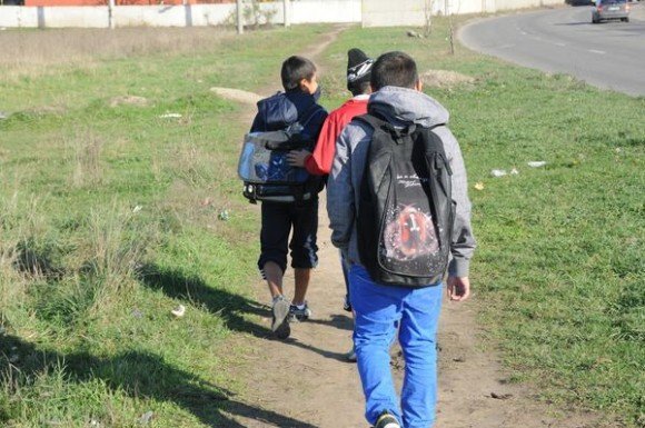  Un proiect pentru reducerea abandonului şcolar pentru copii din Dalas, Dacia şi Cantemir