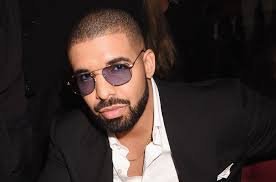  (VIDEO) Drake urcă în fruntea topului britanic cu noul single surpriză ”God’s Plan”