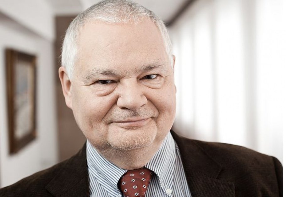  Şeful bancherilor din Polonia: Mai bine o creştere de 3%, decât să ne dezvoltăm ca România