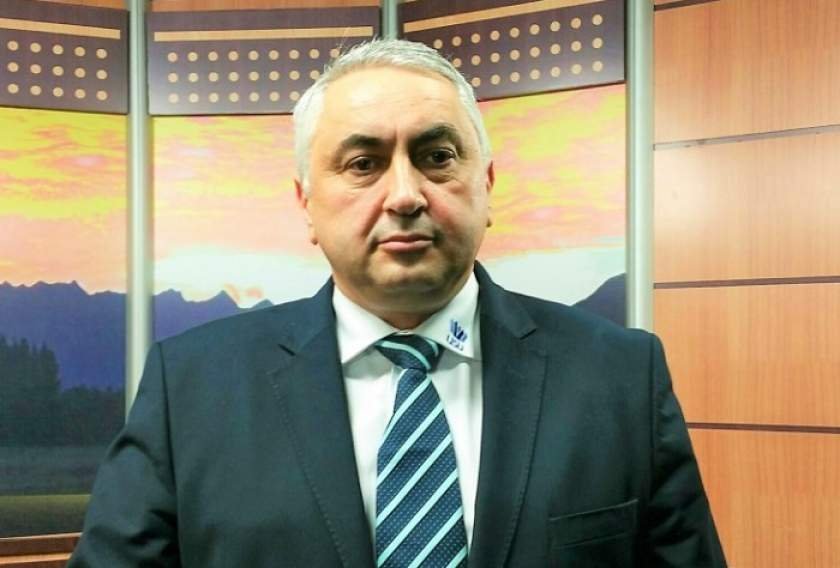  Ministrul Educatiei, Valentin Popa, acuzat ca s-a autoplagiat de trei ori
